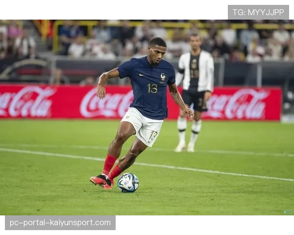 传闻再起：曼联球探现身威悉球场，考察不来梅中场比当古